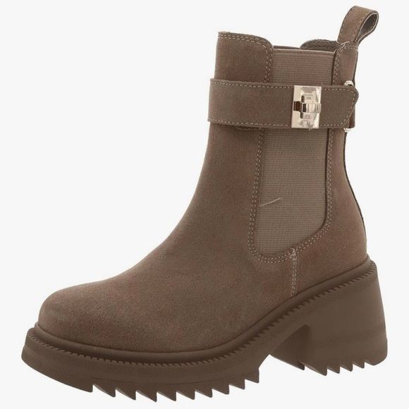 Steve Madden Tan Ankle Booties - Picture 5 of 6